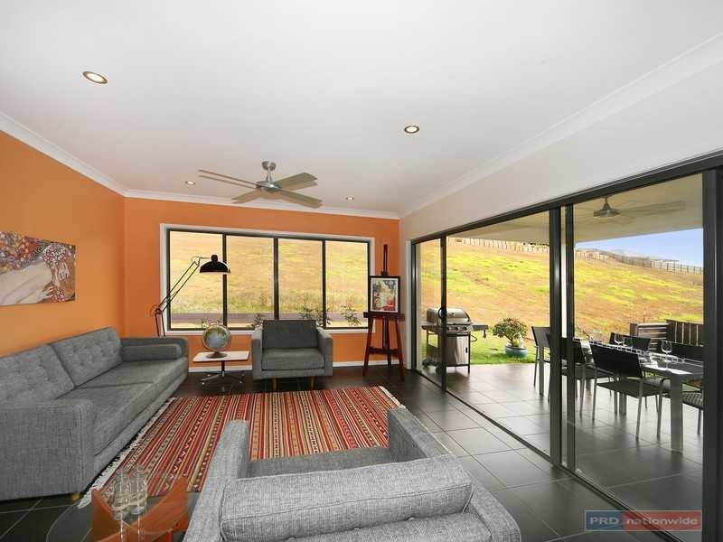 6 Bowers Court, Woombye QLD 4559