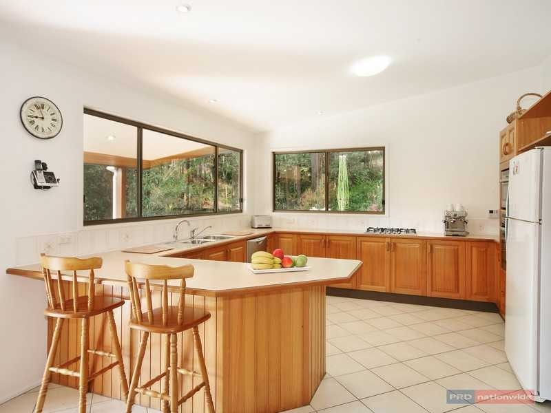 109 Rainforest Road, Chevallum QLD 4555