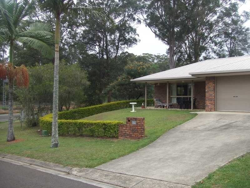 2 Palm Grove Court, Palmwoods QLD 4555