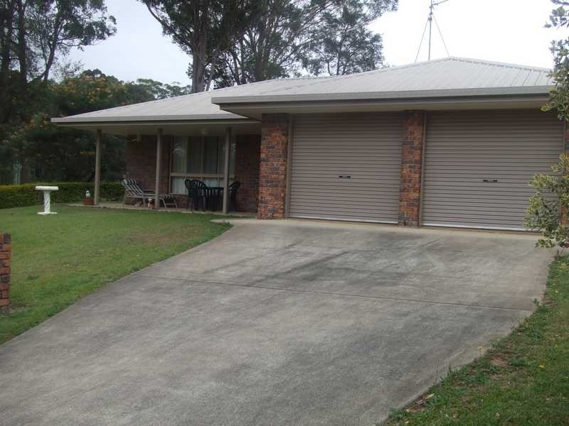 2 Palm Grove Court, Palmwoods QLD 4555