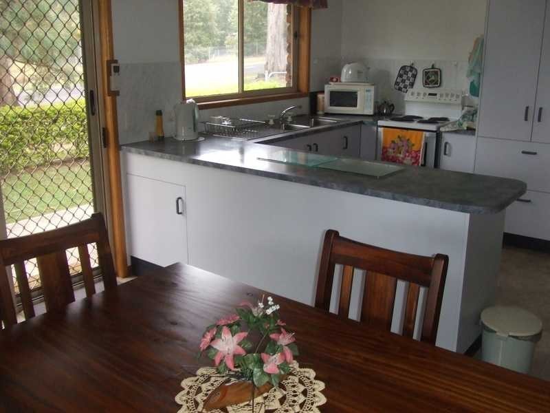 2 Palm Grove Court, Palmwoods QLD 4555