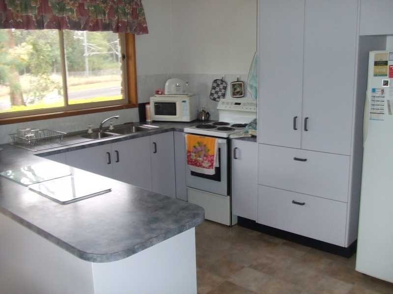 2 Palm Grove Court, Palmwoods QLD 4555