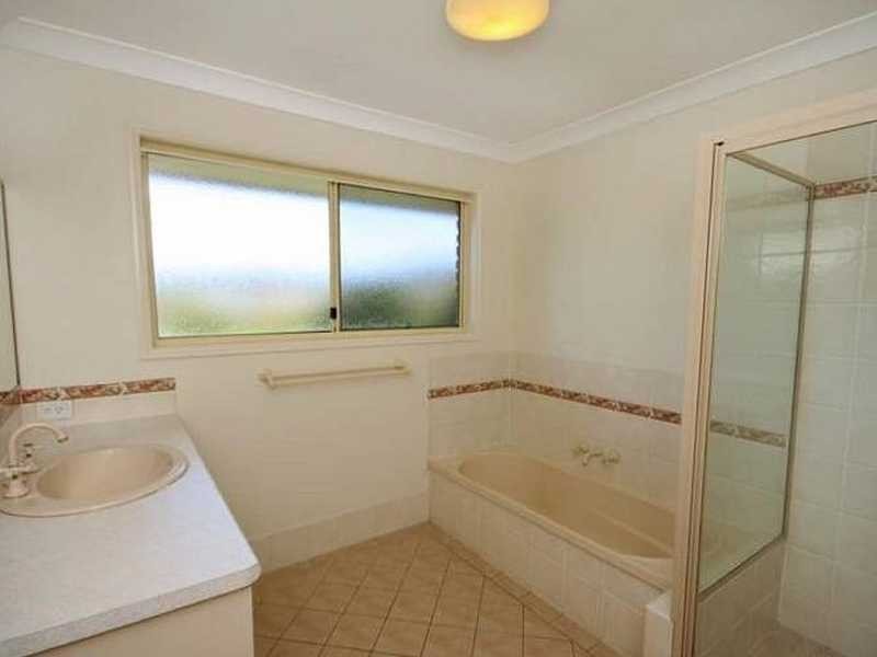 11 Ridgewood, Burnside QLD 4560