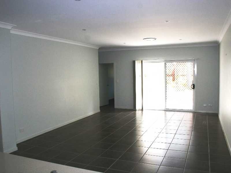 1/9 Boobook Ct, Buderim QLD 4556