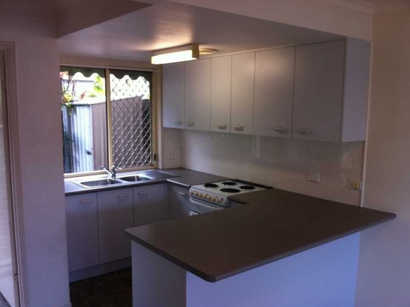 Unit 2/27 Baden Powell Street, Maroochydore QLD 4558