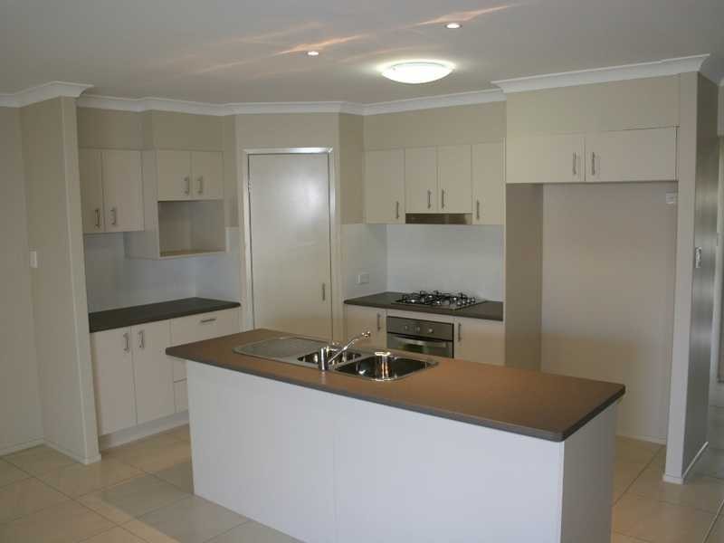 14 Goldenbell Place, Peregian Springs QLD 4573