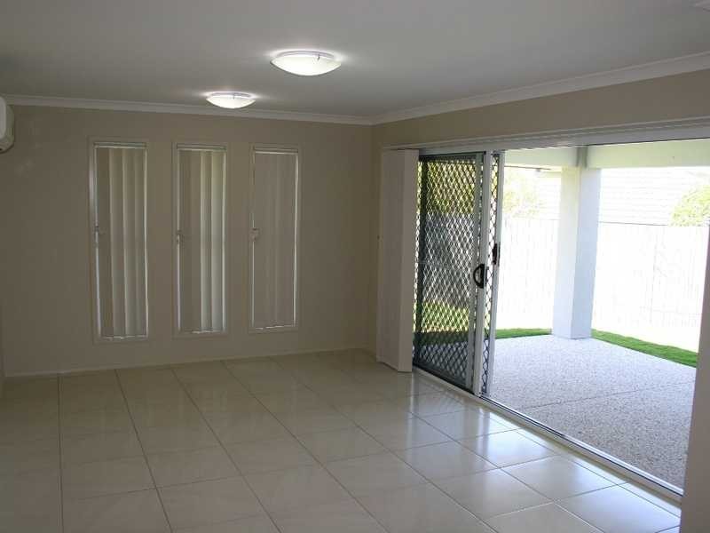 14 Goldenbell Place, Peregian Springs QLD 4573