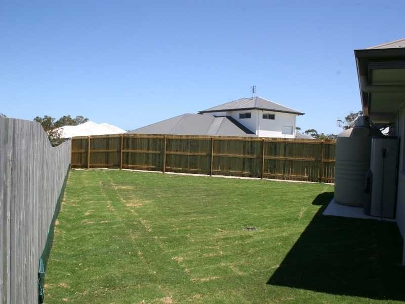 14 Goldenbell Place, Peregian Springs QLD 4573