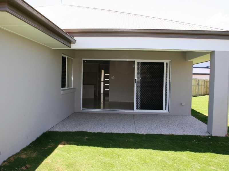14 Goldenbell Place, Peregian Springs QLD 4573