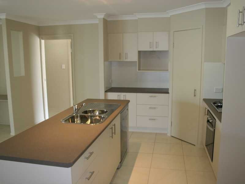 14 Goldenbell Place, Peregian Springs QLD 4573