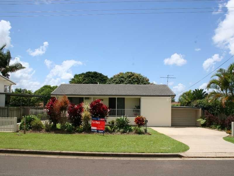 13 Bairnsdale St West, Buderim QLD 4556