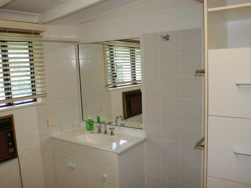 13 Bairnsdale St West, Buderim QLD 4556