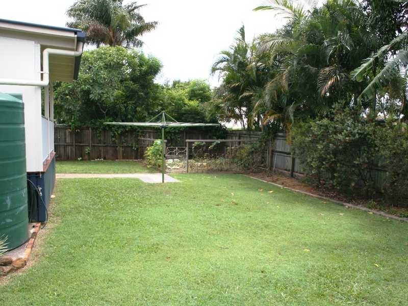13 Bairnsdale St West, Buderim QLD 4556
