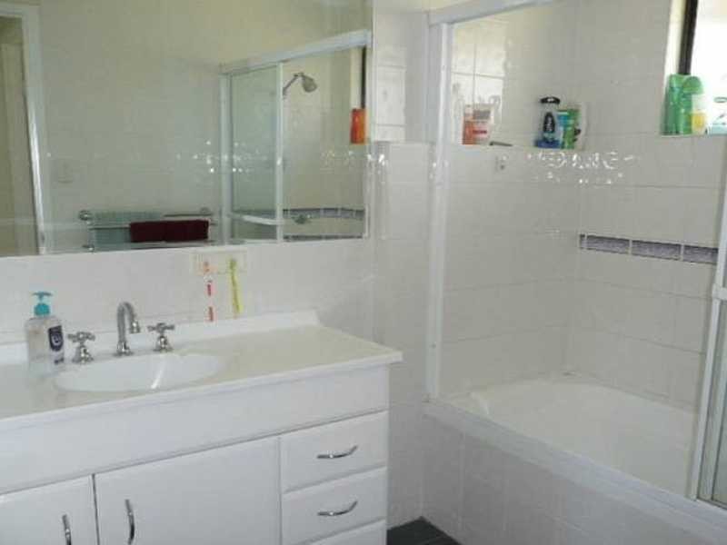 4 Morobe Crescent, Bli Bli QLD 4560