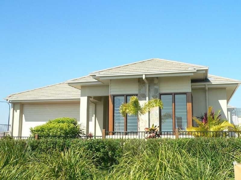 25 Ponytail Circuit, Mountain Creek QLD 4557