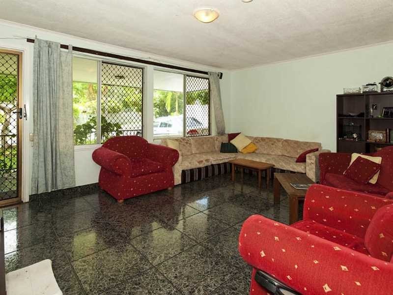 90 Okinja Rd, Alexandra Headland QLD 4572