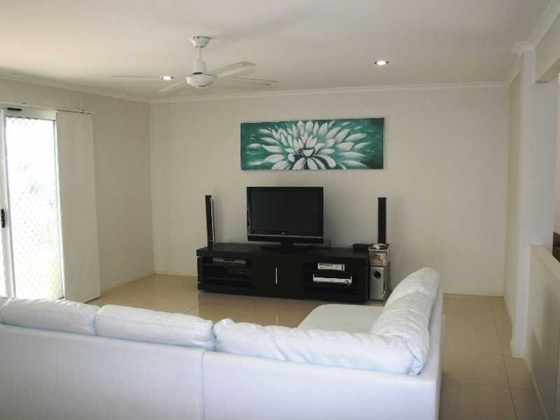 8 Maidstone Crescent, Peregian Springs QLD 4573