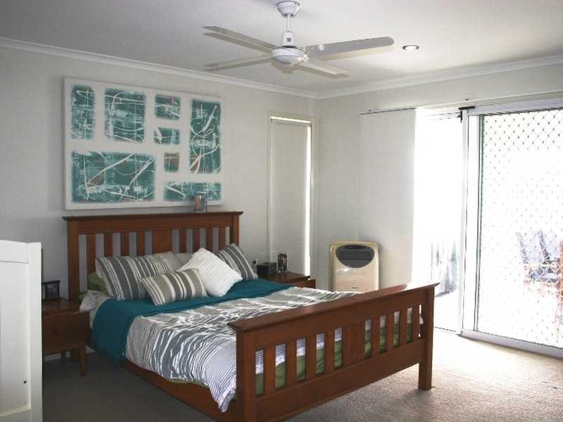 8 Maidstone Crescent, Peregian Springs QLD 4573