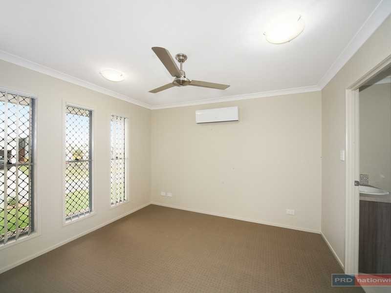 31 Selkirk Way, Peregian Springs QLD 4573