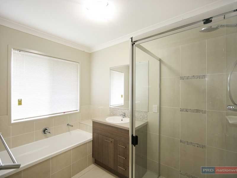 31 Selkirk Way, Peregian Springs QLD 4573