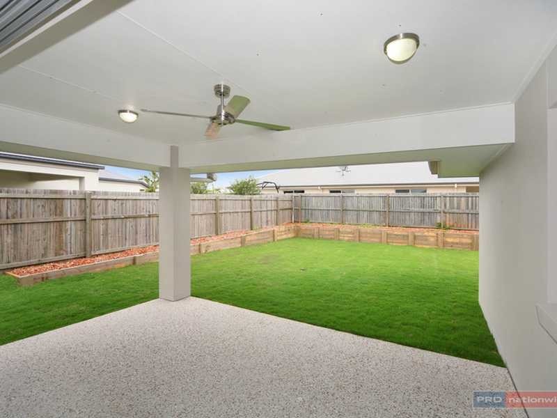 31 Selkirk Way, Peregian Springs QLD 4573
