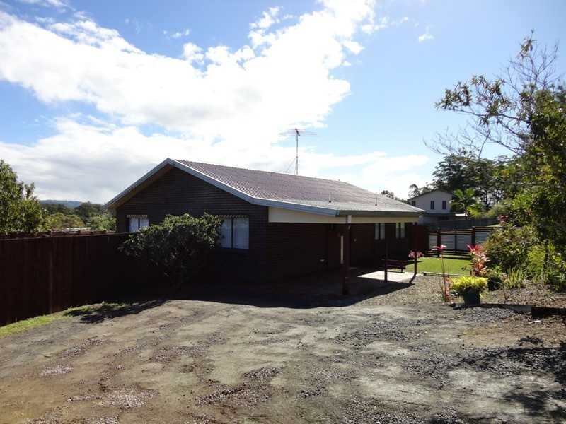 18 Mc Kays Lane, Palmwoods QLD 4555