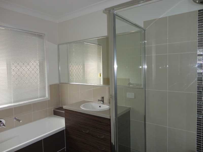 1 Beachwood Place, Peregian Springs QLD 4573