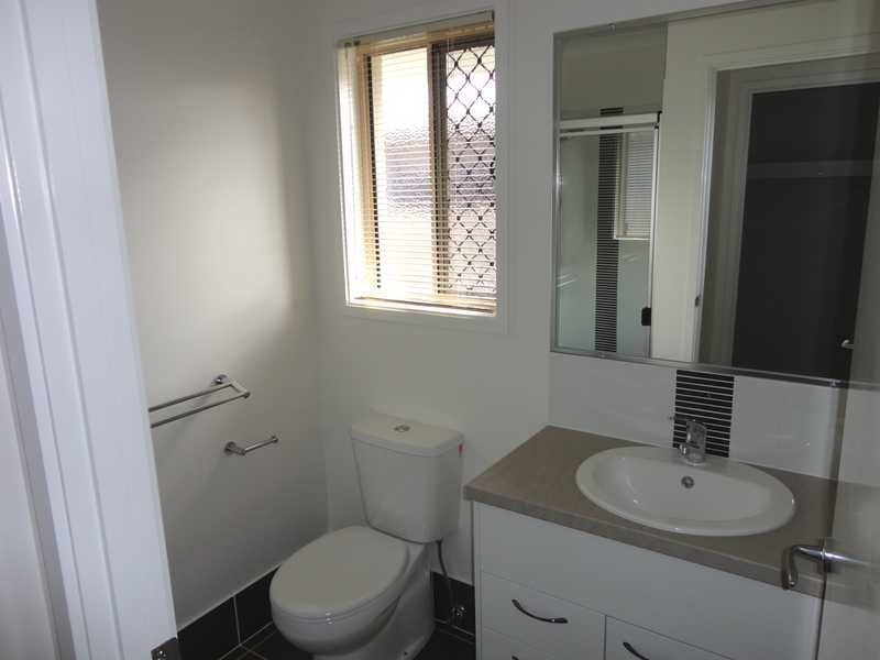 4 Beachwood Place, Peregian Springs QLD 4573