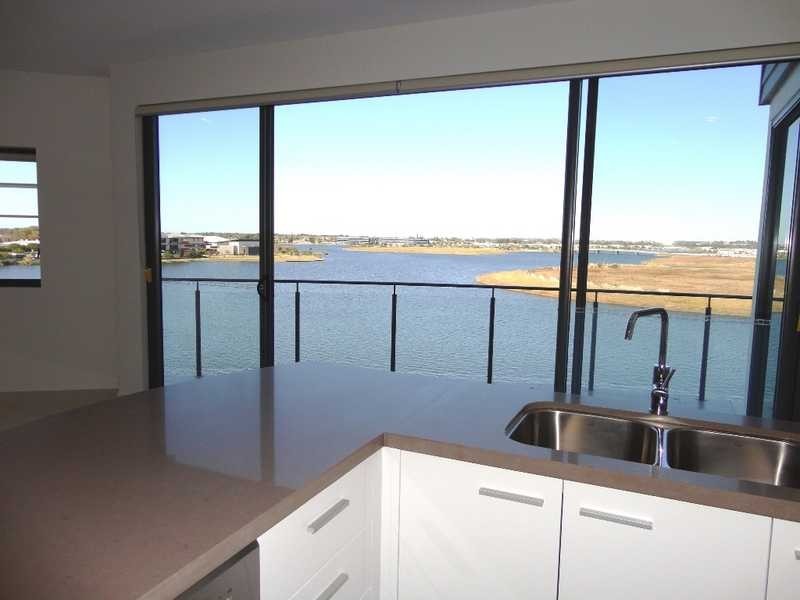 Apartment 347/21 Innovation Parkway, Birtinya QLD 4575