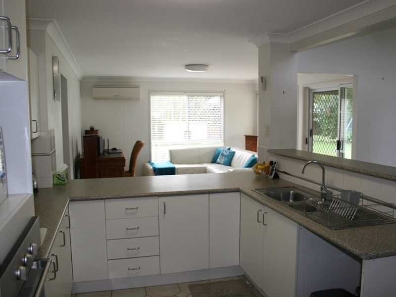 8 Greenway Place, Mountain Creek QLD 4557