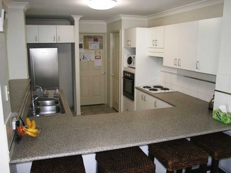 8 Greenway Place, Mountain Creek QLD 4557