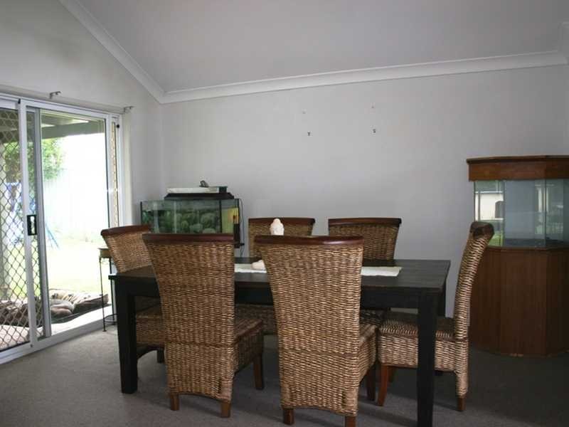 8 Greenway Place, Mountain Creek QLD 4557