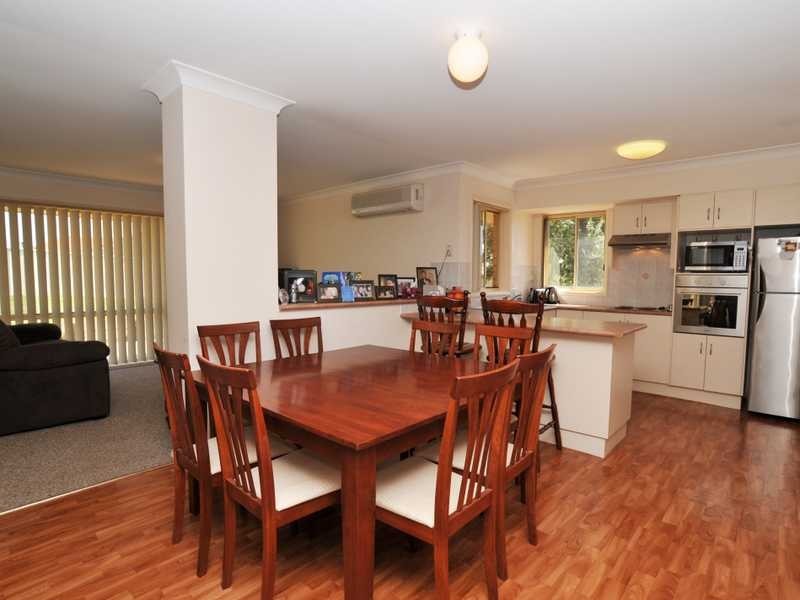 4 Stanton Drive, Morpeth NSW 2321