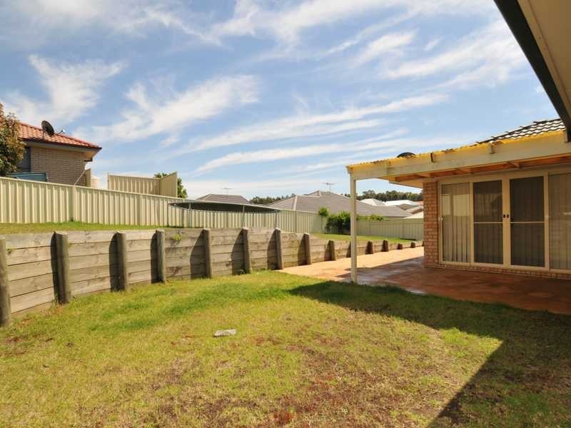 4 Stanton Drive, Morpeth NSW 2321