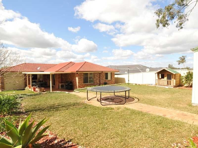 21 Bairds Close, Rutherford NSW 2320