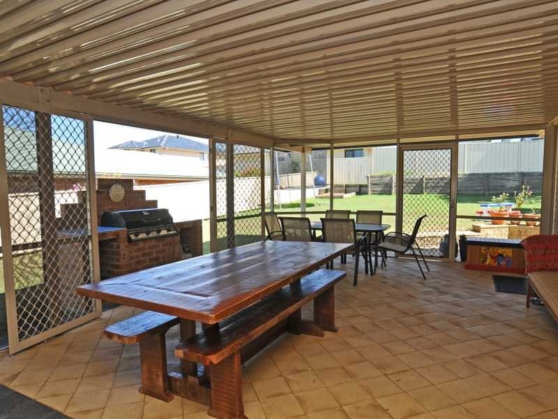 102 Budgeree Drive, Aberglasslyn NSW 2320