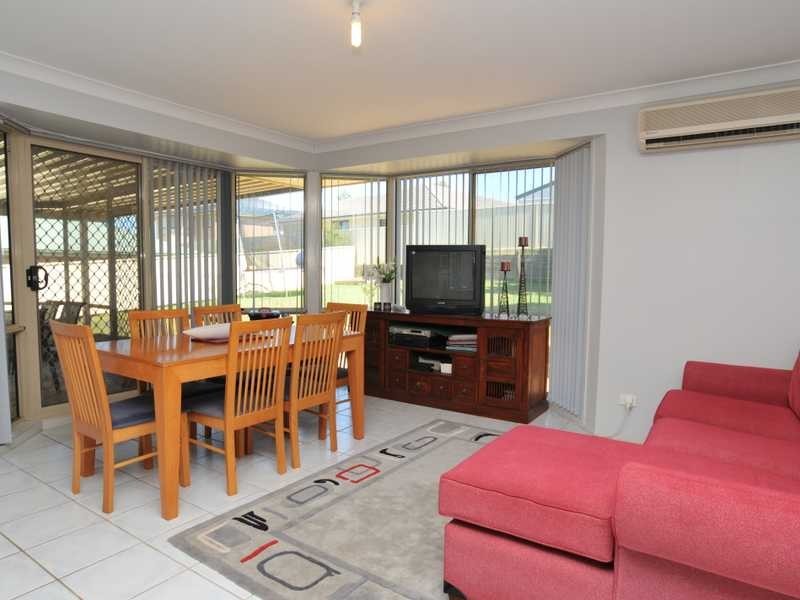 102 Budgeree Drive, Aberglasslyn NSW 2320