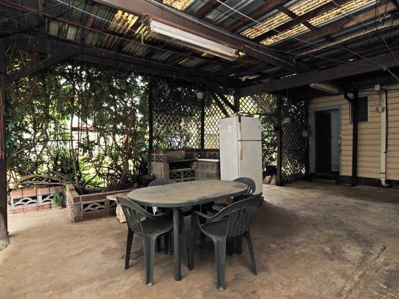 33 Perth Ave, East Maitland NSW 2323