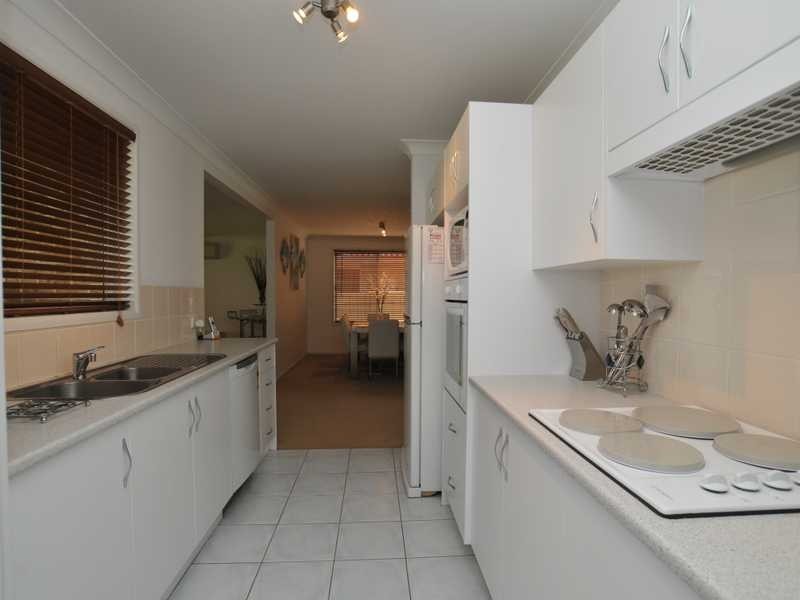 26 Daniel Avenue, Aberglasslyn NSW 2320