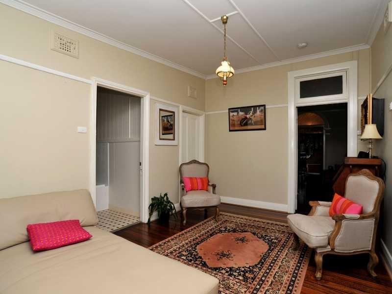 23 Melrose St, Lorn NSW 2320