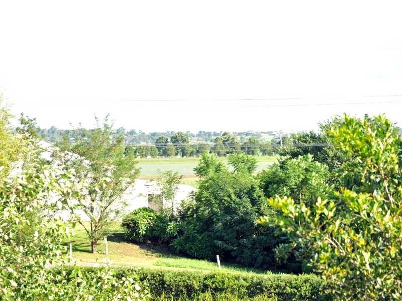 17 Cananga Court, Largs NSW 2320