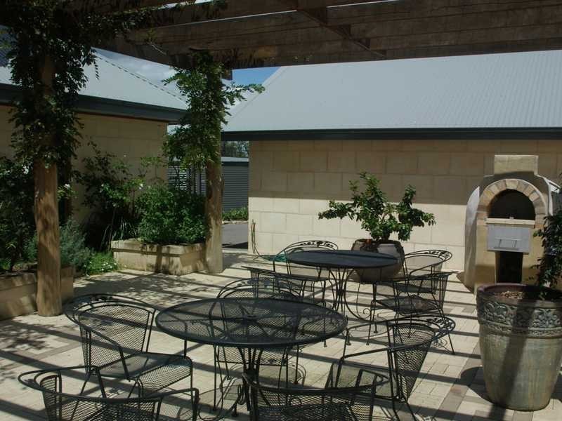 63 Allyn River Rd, East Gresford NSW 2311