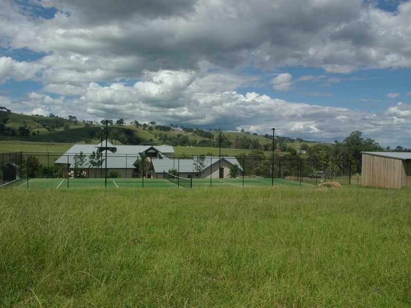 63 Allyn River Rd, East Gresford NSW 2311