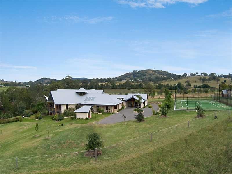 63 Allyn River Rd, East Gresford NSW 2311