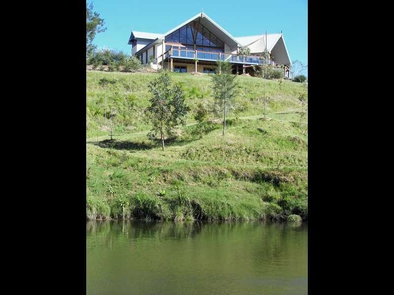 63 Allyn River Rd, East Gresford NSW 2311