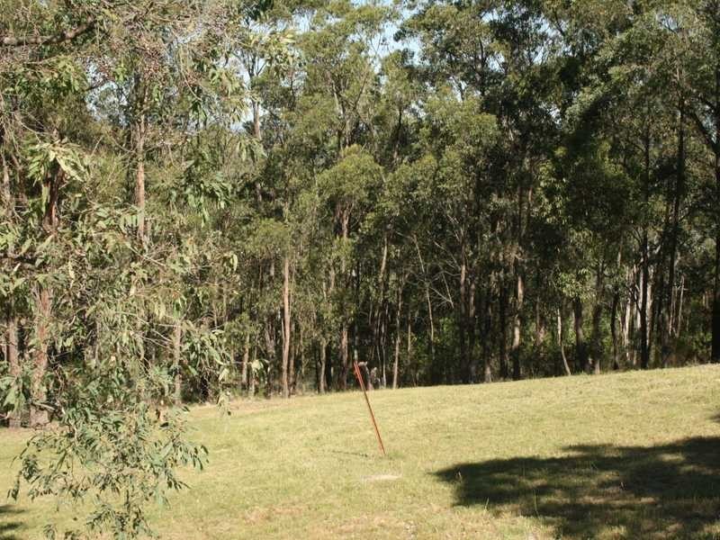 10-12 Count Street, Paterson NSW 2421
