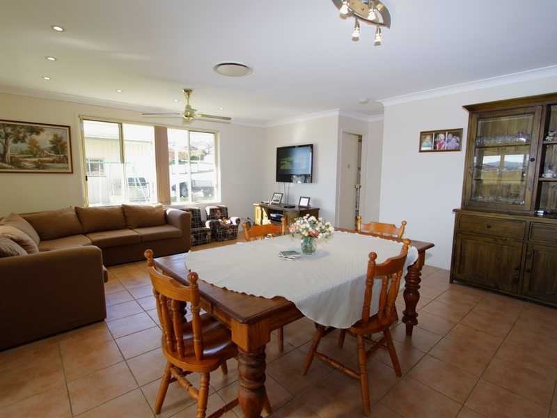 7 Benjamin Circle, Aberglasslyn NSW 2320