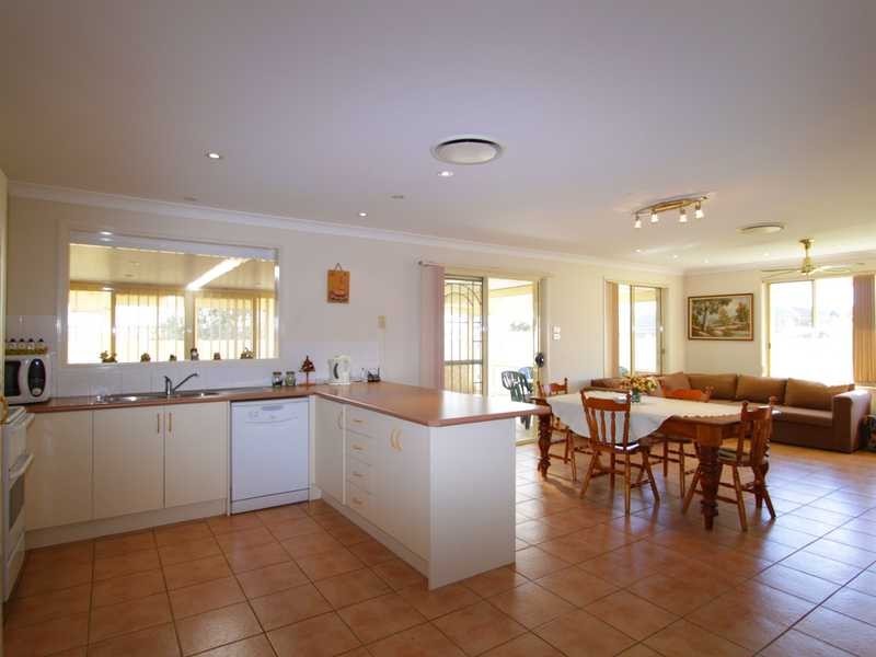 7 Benjamin Circle, Aberglasslyn NSW 2320