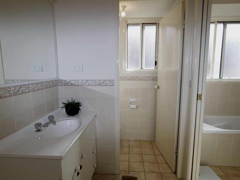 12B Justine Parade, Rutherford NSW 2320