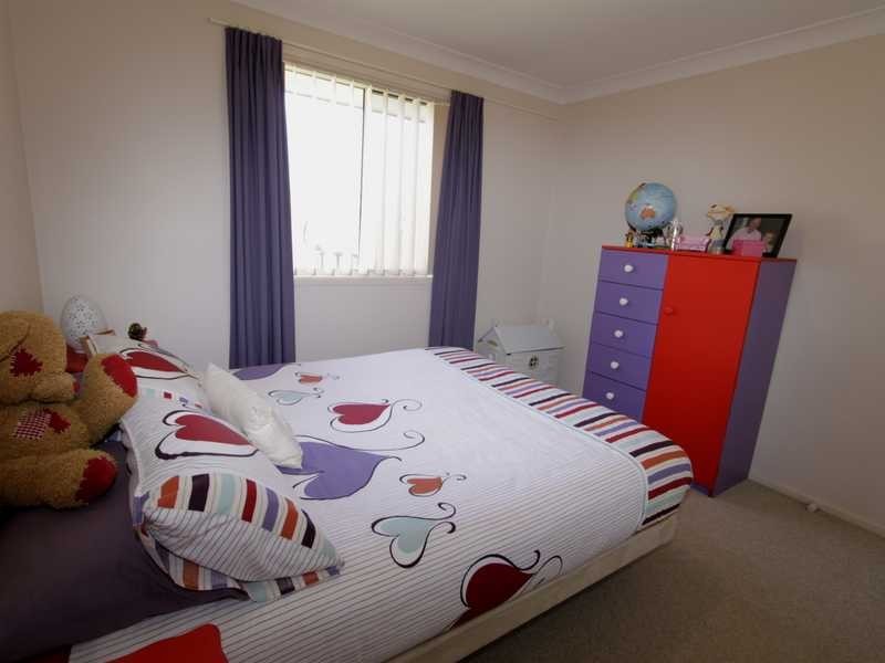 12B Justine Parade, Rutherford NSW 2320